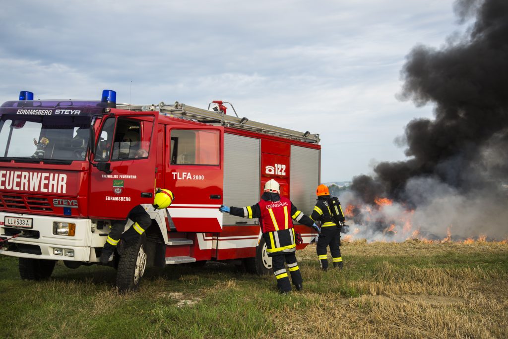 +++ +++ BRAND EINER LANDWIRTSCHAFTLICHEN MASCHINE +++