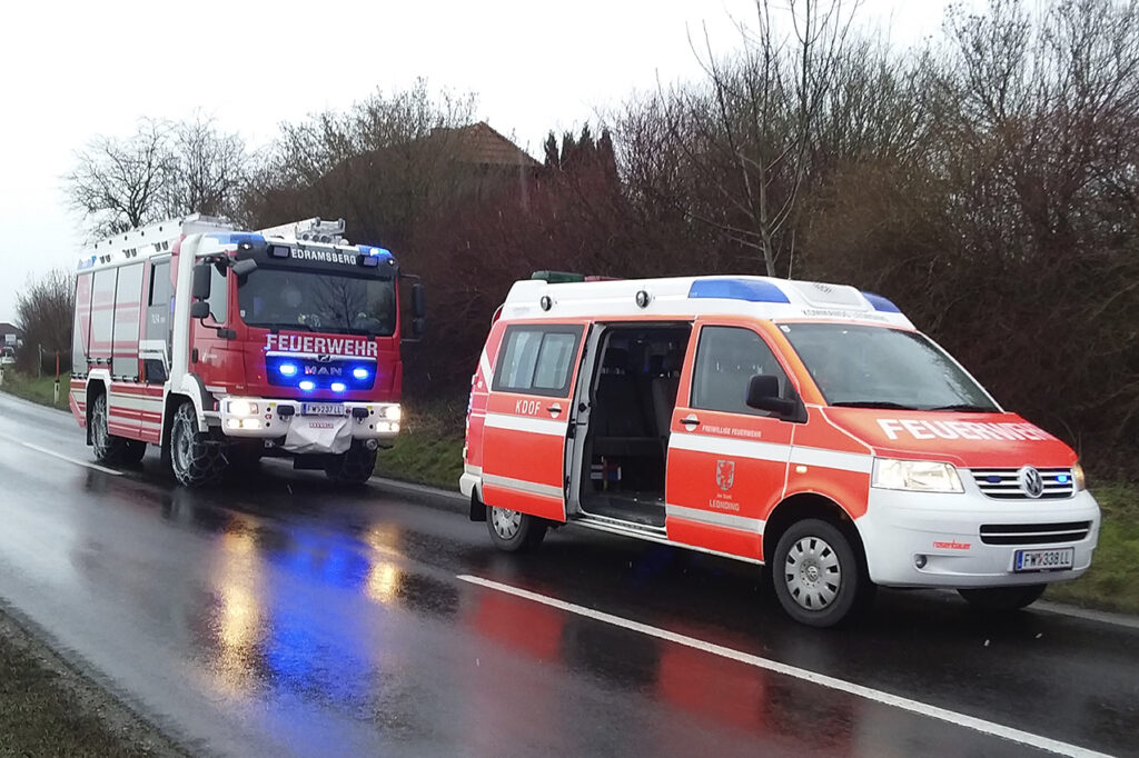 +++Mit Großaufgebot zur Personenrettung+++